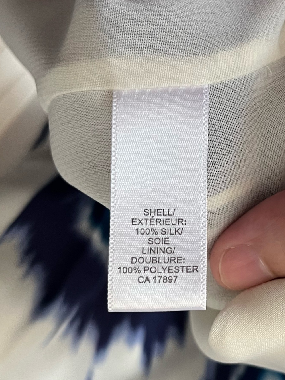 Banana Republic White Silk Dress with Navy Ikat Motif size 12 - Picture 5 of 6